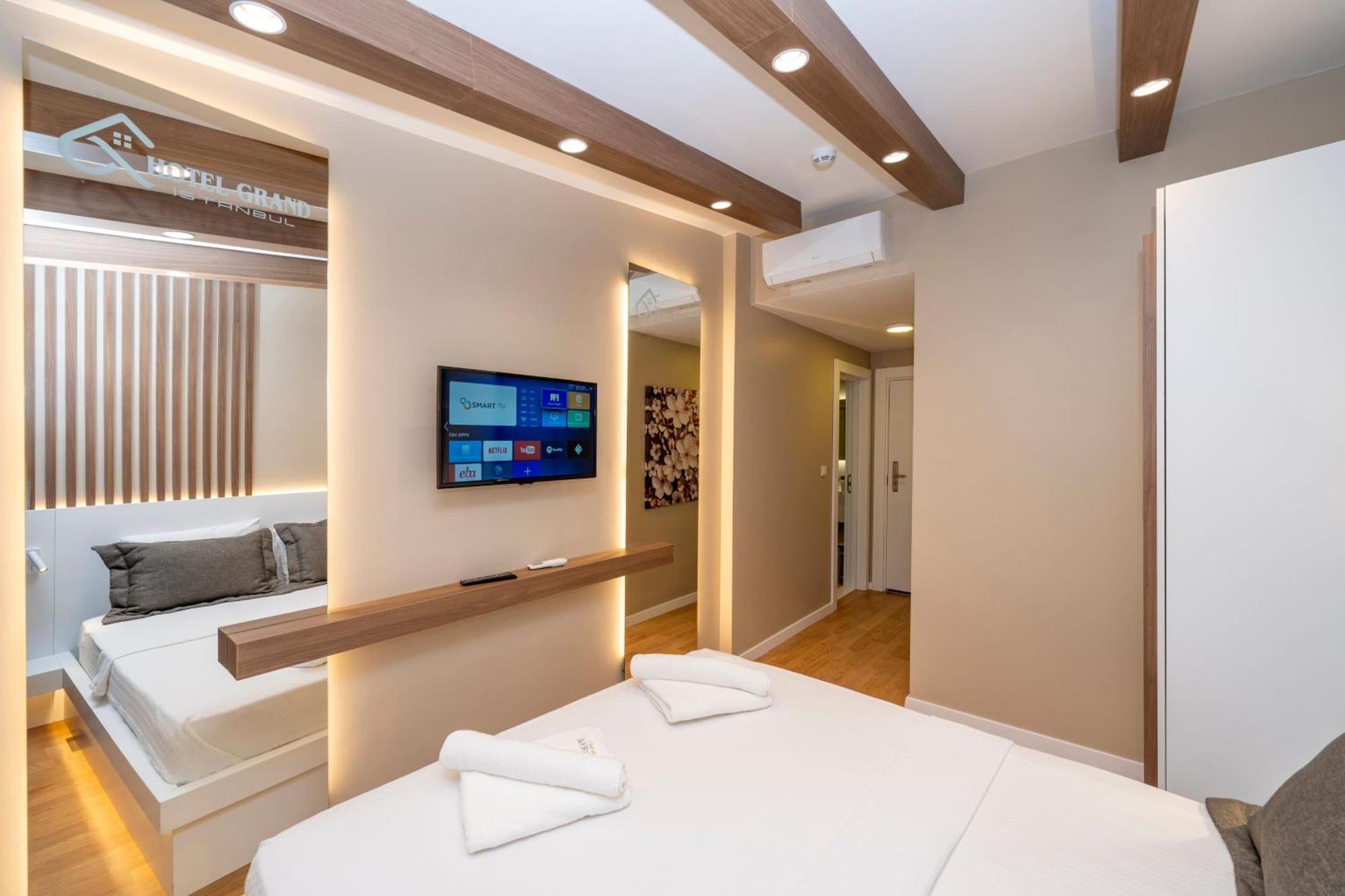 Hotel Grand Isztambul Kültér fotó